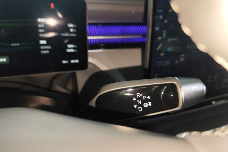 Used XPeng G6 2025 625 Long-Range Max Flagship Edition
