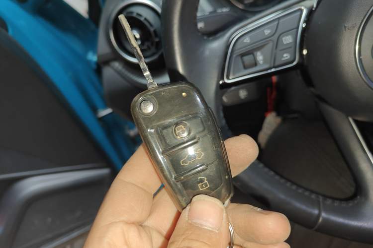 Used Audi Q2L 2018 35 TFSI Launch Exclusive Edition China VI