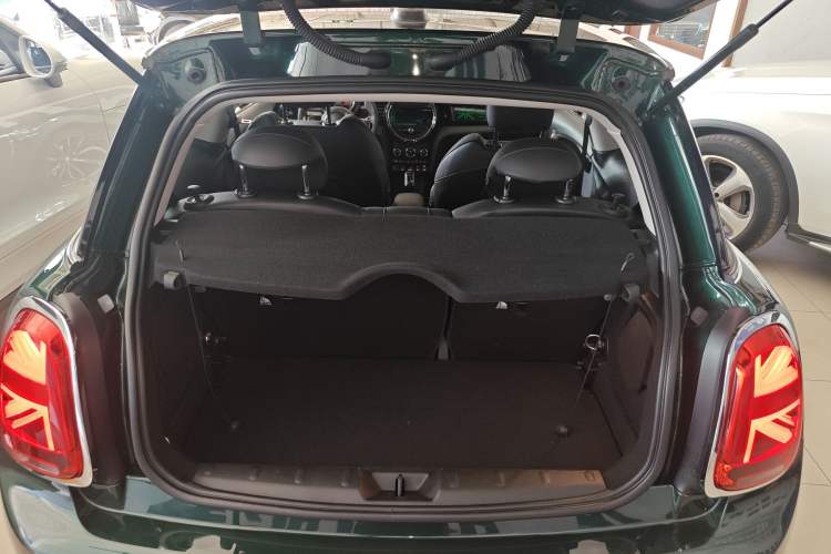 Used  MINI 2018 1.5T COOPER Artist