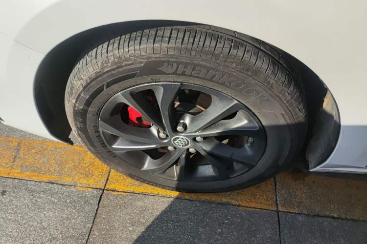 Used Buick Verano 2023 Pro GS Hunter Wind Edition
