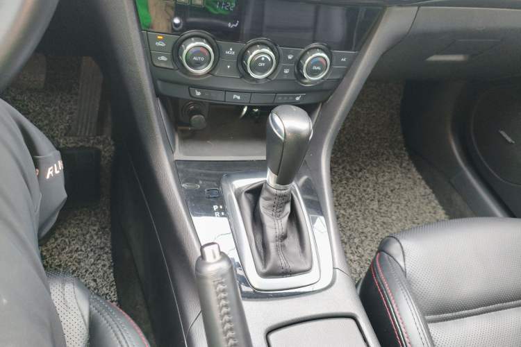 Used Mazda Atenza 2015 2.5L Blue Sky Prestige Edition