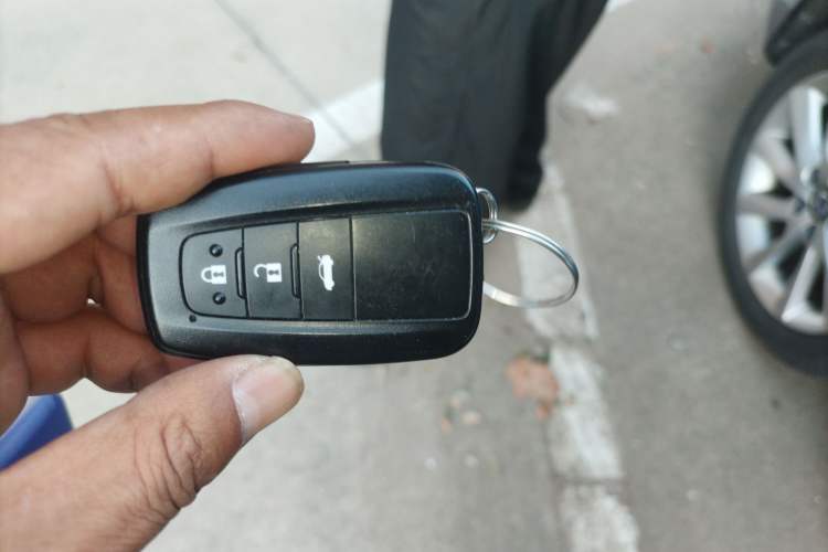 Used Toyota Levin 2019 Dual-Engine 1.8H E-CVT Entry-Level Model China VI Standard
