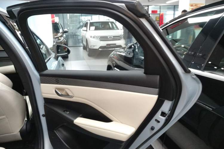 Used BYD Qin PLUS 2025 DM-i Smart Drive 55KM Beyond Model
