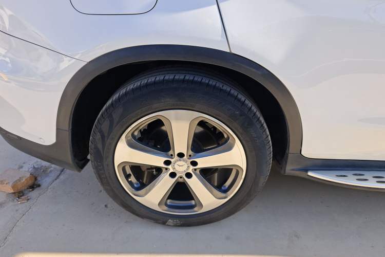 Used Mercedes-Benz GLC 2017 GLC 260 4MATIC Luxury Model