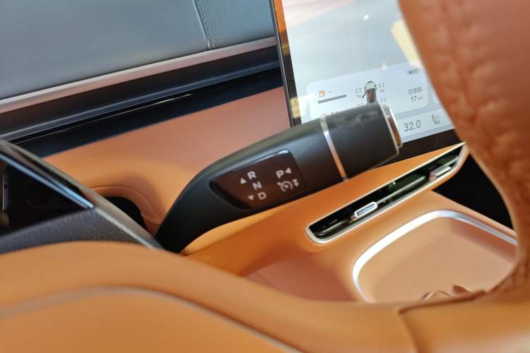 Used  S07 2024 215Max Qiankun Intelligent Driving ADS SE Range-Extended Version