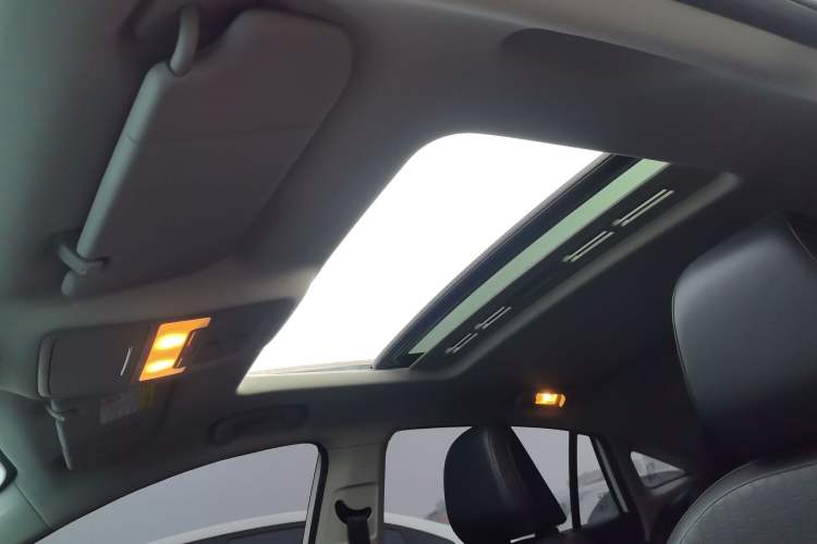 Used MG 5 2022 180 DVVT CVT Youth Style Edition
