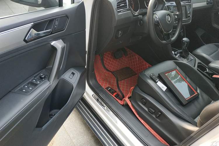 Used Volkswagen Tiguan L 2017 380TSI Automatic All-Wheel-Drive Luxury Edition