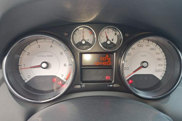 Used Peugeot 308 2014 Enjoy Edition Classic 1.6L Manual YouShang Model
