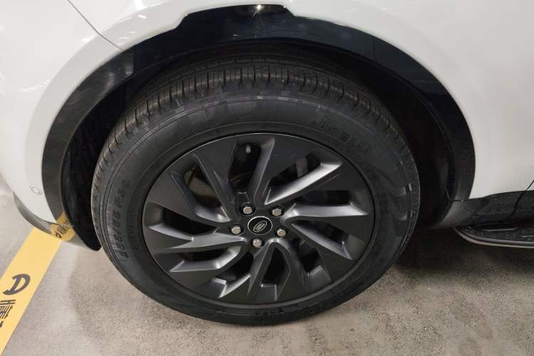 Used Land Rover Discovery 2021 360 PS R-Dynamic S
