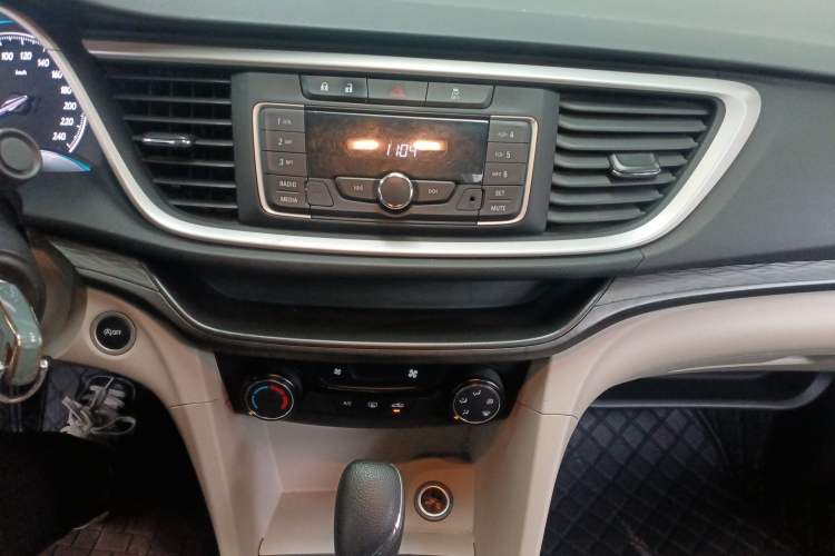 Used Buick GT 2017 15N Automatic Elite Version
