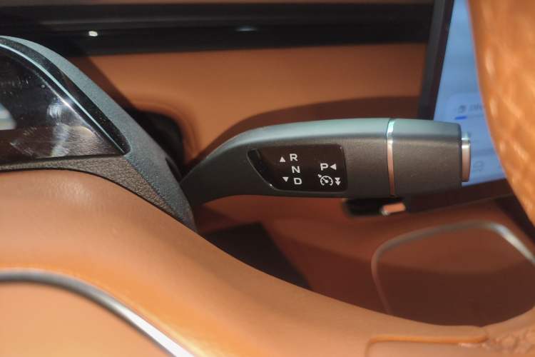 Used  S07 2024 215Max Qiankun Intelligent Driving ADS SE Range-Extended Version
