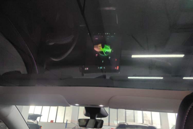 Used Tesla Model Y 2025 Rear-Wheel-Drive Version