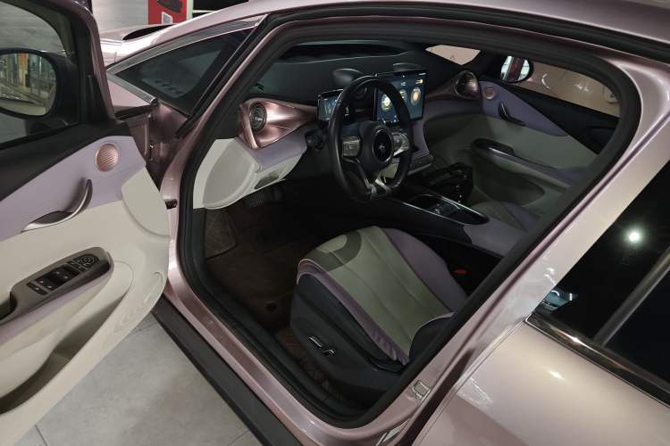 Used BYD Dolphin 2021 405 km Fashion Edition
