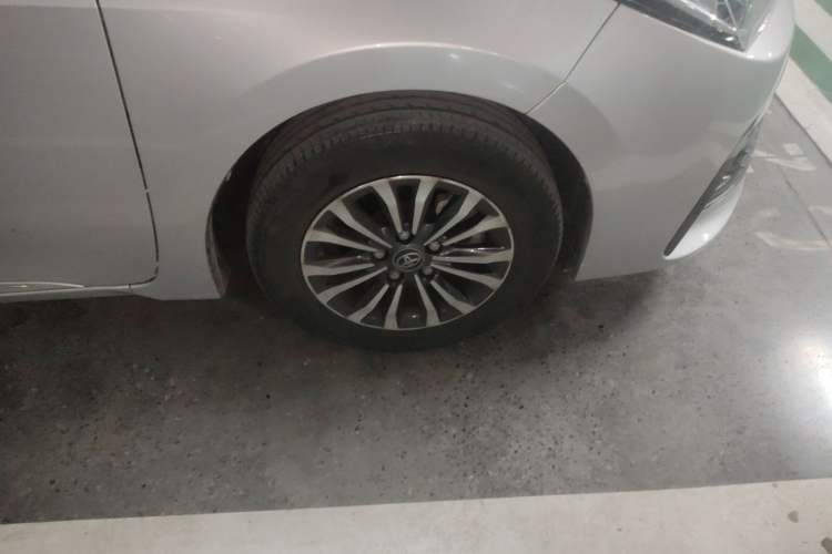 Used Toyota Corolla 2017 Revised Version 1.2T S-CVT GL-i
