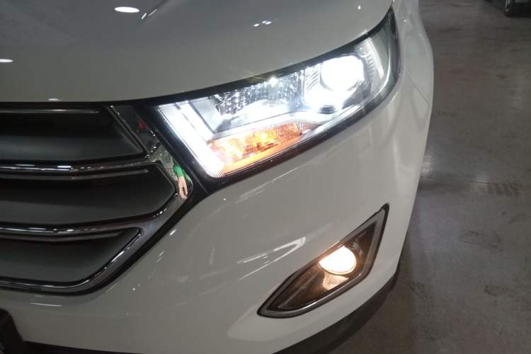 Used Ford Edge 2016 EcoBoost 245 Two-Wheel-Drive Titanium 5-Seater