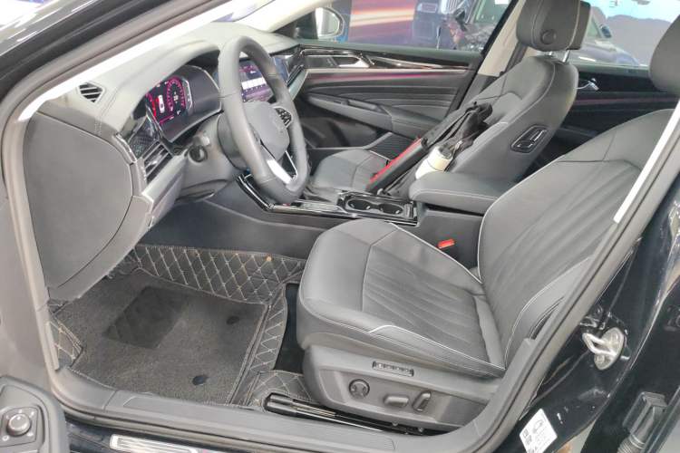 Used Volkswagen Passat 2022 330TSI Luxury Edition