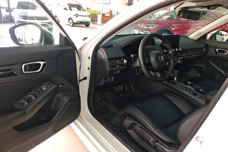 Used Honda Civic 2022 240TURBO CVT Dynamic Edition