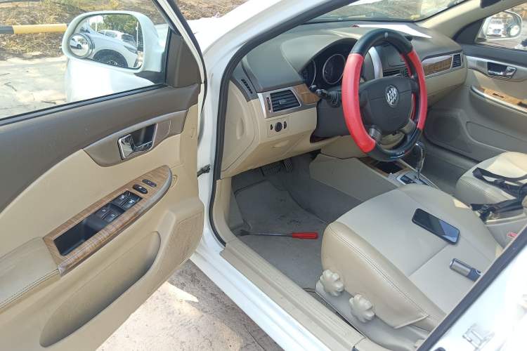 Used Buick Excelle 2015 1.5L Automatic Classic Model
