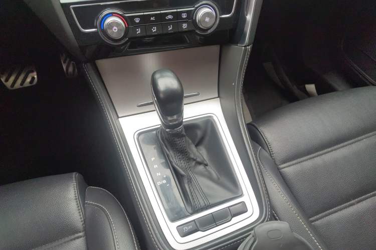 Used MG 6 2017 20T Automatic Luxury Smart Connect Version China V Standard
