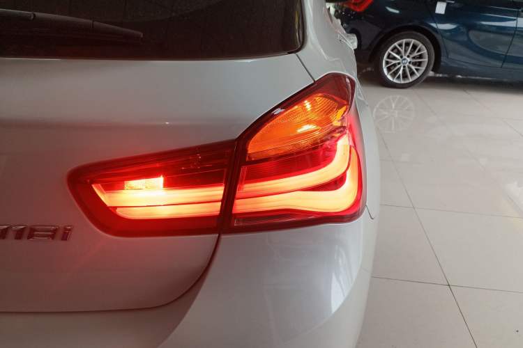 Used BMW 1 Series 2018 118i Sport Design Package
