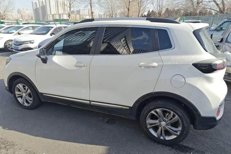 Used Changan CS15 2021 1.5L Manual Entry-Level Trim
