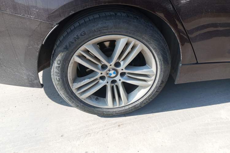 TDK.VehicleDetails.img