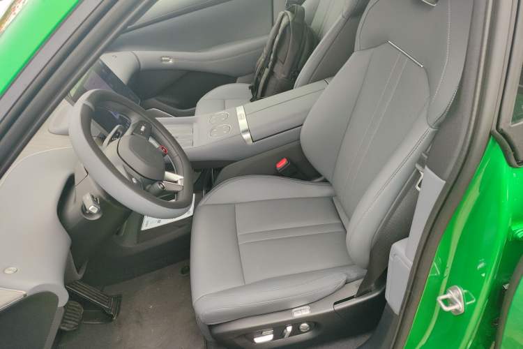 Used  YU7 2025 Ultra-Long Range Rear-Wheel Drive Version