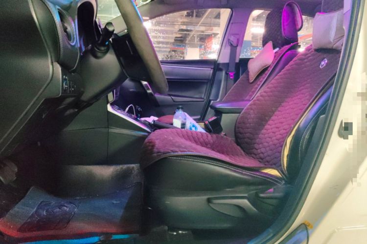 Used Toyota Levin 2017 Revised Dual-Engine 1.8H GS E-CVT Elite Sunroof Version China V Standard
