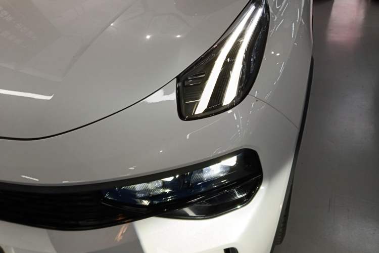 Used Lynk & Co 01 2023 2.0TD Four-Wheel Drive HypeHalo
