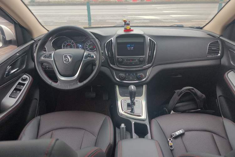 Used Baojun 560 2016 1.8L iAMT Luxury Model