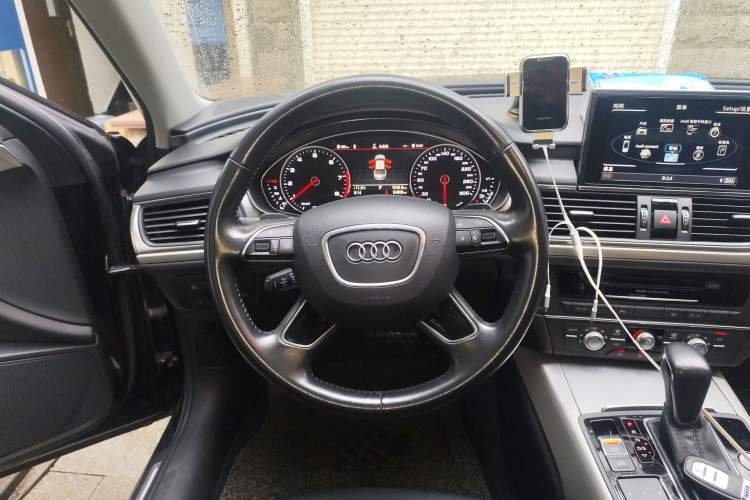 Used Audi A6L 2018 30th Anniversary Edition 35 TFSI Fashion Model
