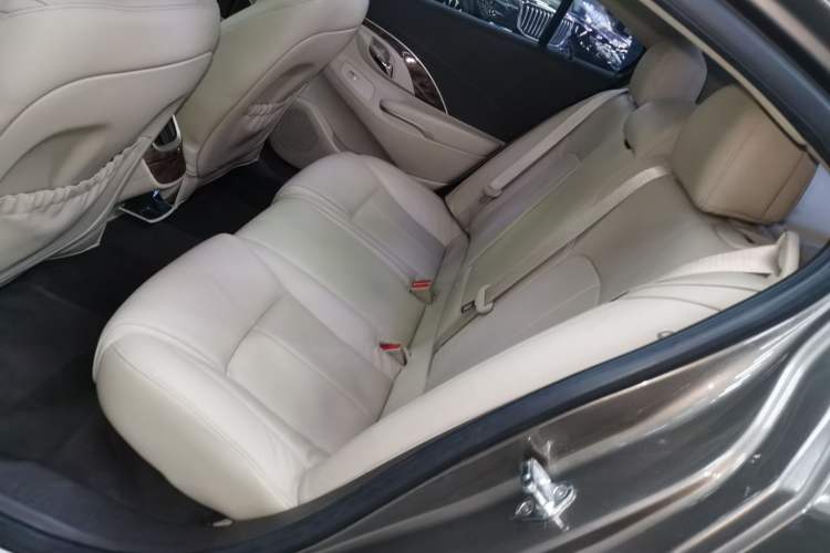 Used Buick LaCrosse 2013 2.4L SIDI Leading Comfort Version
