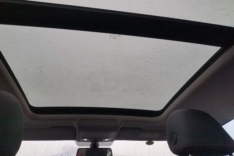 Used Volkswagen Tiguan L 2024 300TSI Automatic Two-Wheel Drive Smart Edition
