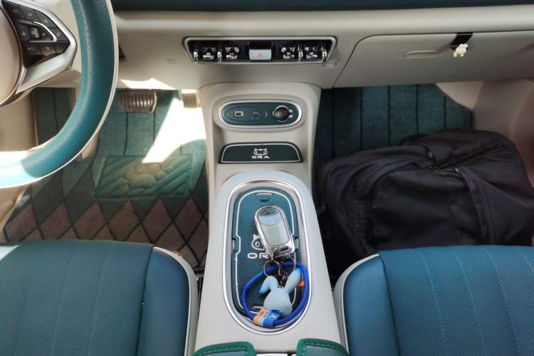 Used ORA Good Cat 2023 401 km Standard Range Prestige Version Lithium Iron Phosphate