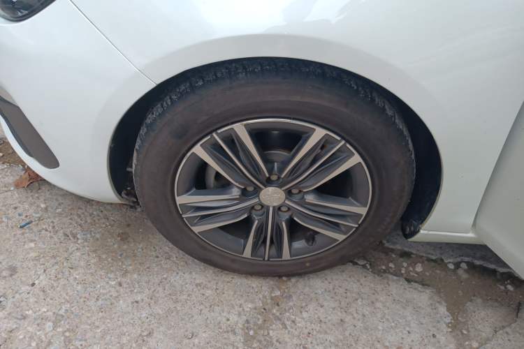 Used Peugeot 308 2018 1.6L Manual Fashion Edition
