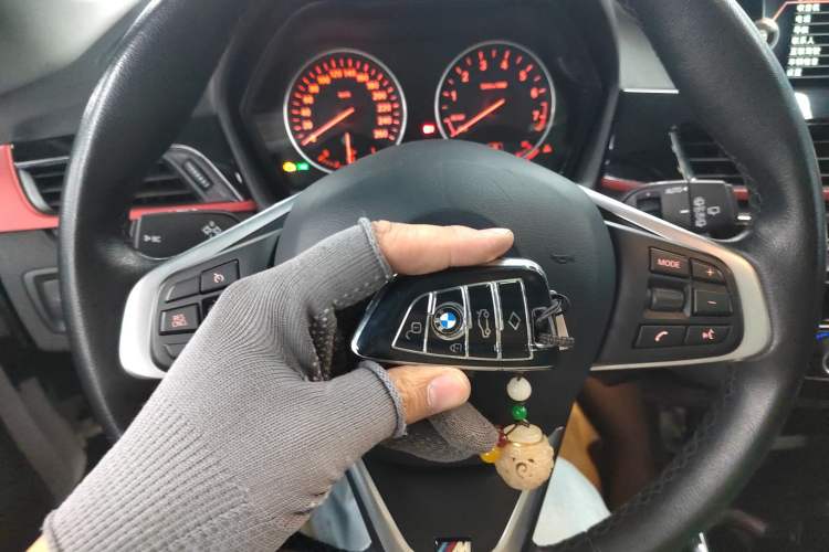 Used BMW X1 2016 xDrive20Li Luxury Model
