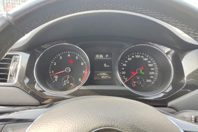 Used Volkswagen Sagitar 2017 230TSI Automatic Comfort Version