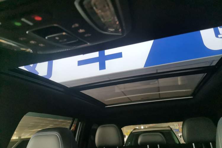 Used GAC Trumpchi GS8 2022 Linghang Series 2.0 TGDI Two-Wheel-Drive Luxury Smart Connectivity Version (7 Seats)
