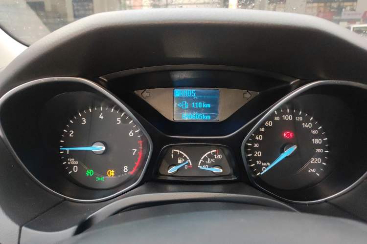 Used Ford Focus 2017 Hatchback 1.6L Automatic Fashion Edition Smart Drive Version
