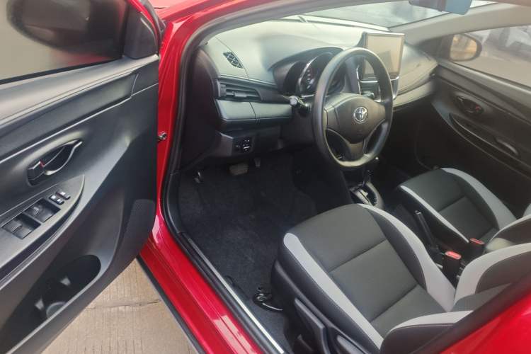 Used Toyota YARiS L 2021 X-Trail 1.5L CVT Leading Edition
