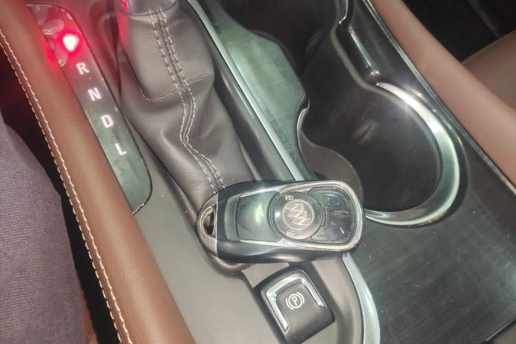 Used Buick Envision 2018 28T Four-Wheel Drive Luxury Model
