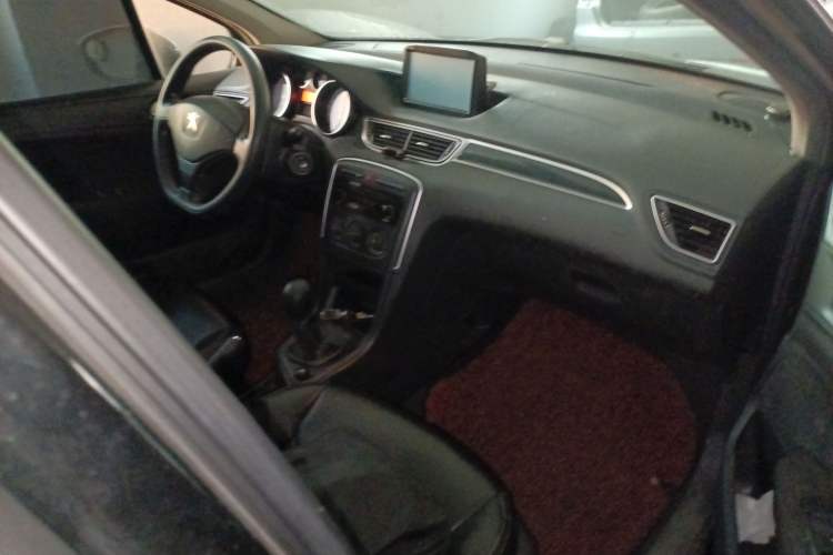 Used Peugeot 308 2014 Enjoy Edition Classic 1.6L Manual YouShang Model
