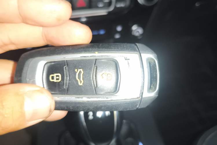 Used Geely Auto Vision X6 2016 1.8L Manual Luxury Edition