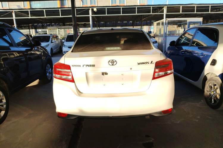 Used Toyota YARiS L 2019 1.5E CVT Dynamic Edition China VI compliant
