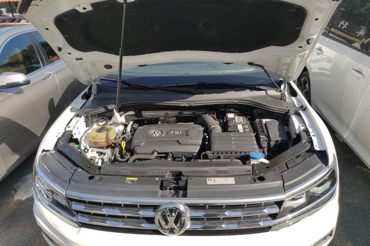 Used Volkswagen Tiguan L 2017 330TSI Automatic Two-Wheel Drive Flagship Edition
