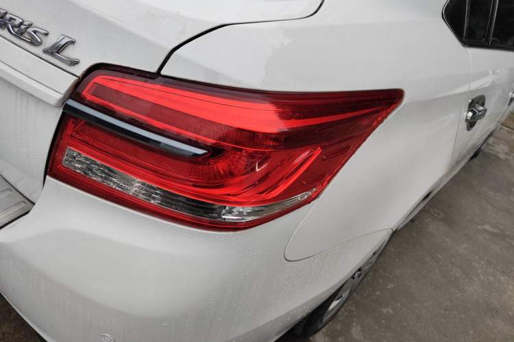 Used Toyota YARiS L 2019 1.5E CVT Dynamic Edition China VI compliant