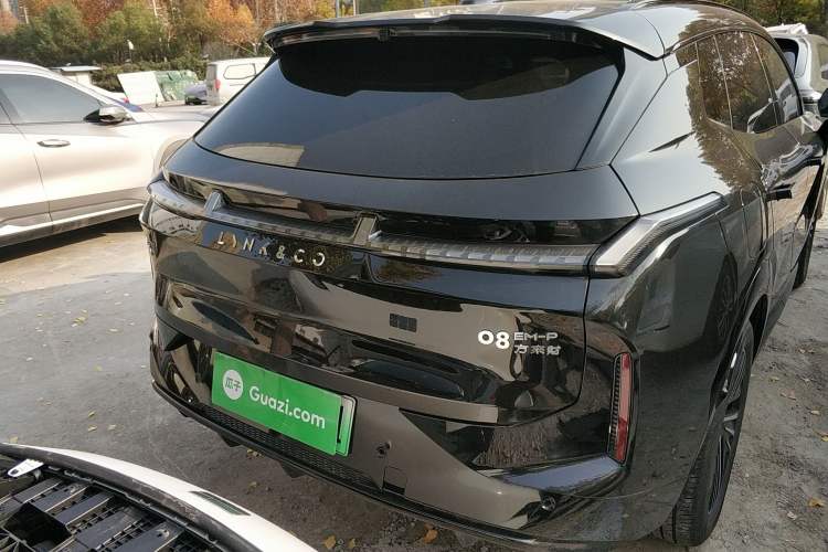 Used Lynk & Co 08 EM-P 2023 120km Long-Range Pro