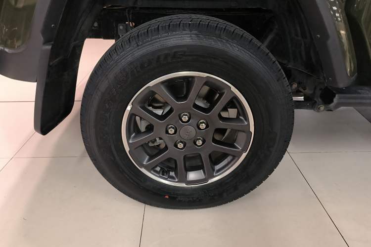 Used  Gladiator 2022 3.6L Pioneer Edition
