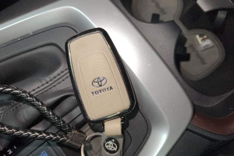 Used Toyota RAV4 2021 2.0L CVT 4x4 Style PLUS Edition