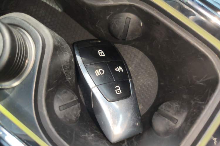 Used  BJ40 2023 2.0T Automatic Four-Wheel Drive Urban Hunter Edition Prestige Version
